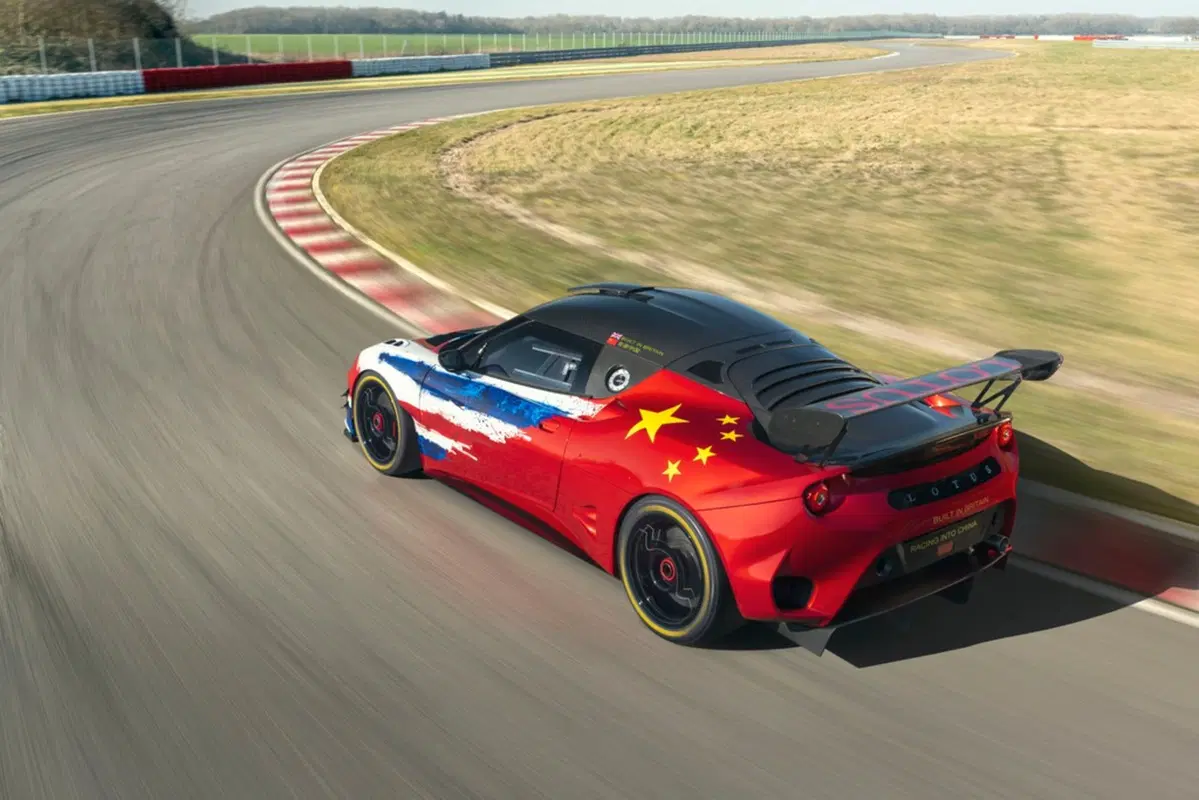 Lotus Evora GT4 Concept, svelata a Shanghai (7)