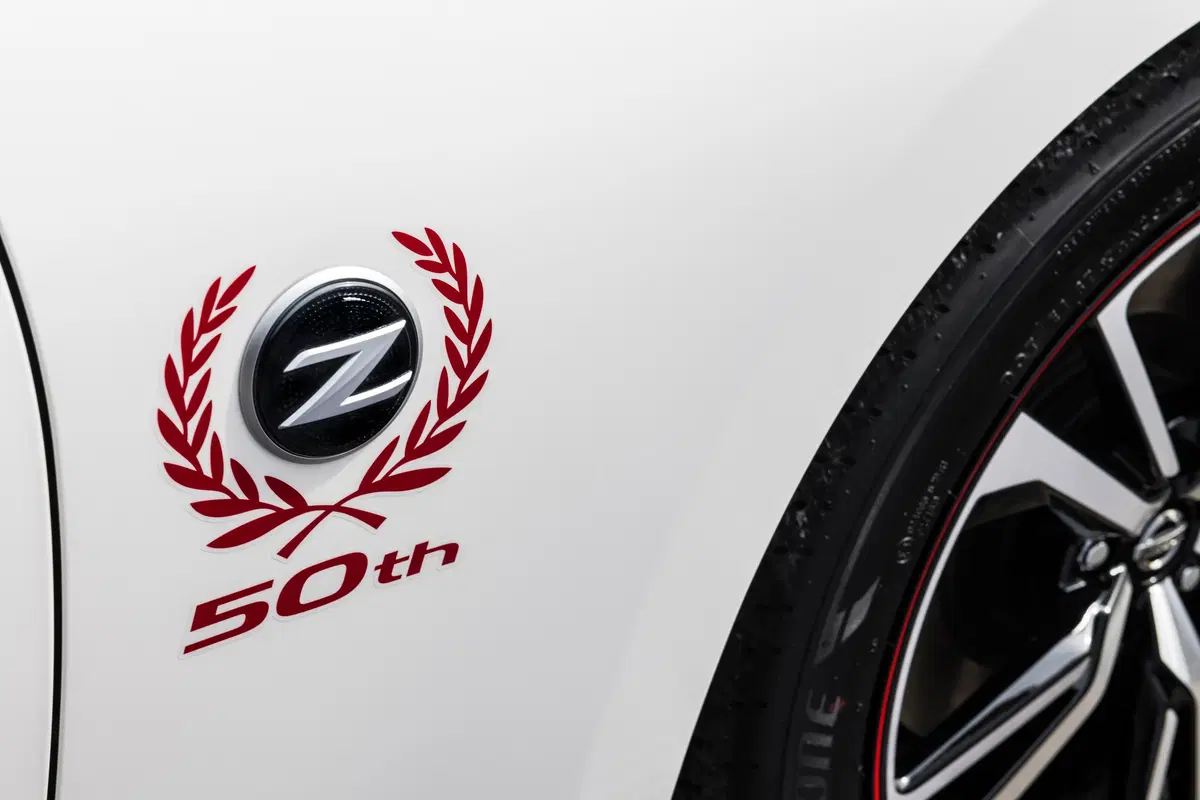 Nissan 370Z, a New York una speciale per i 50 anni delle Z-Car (7)