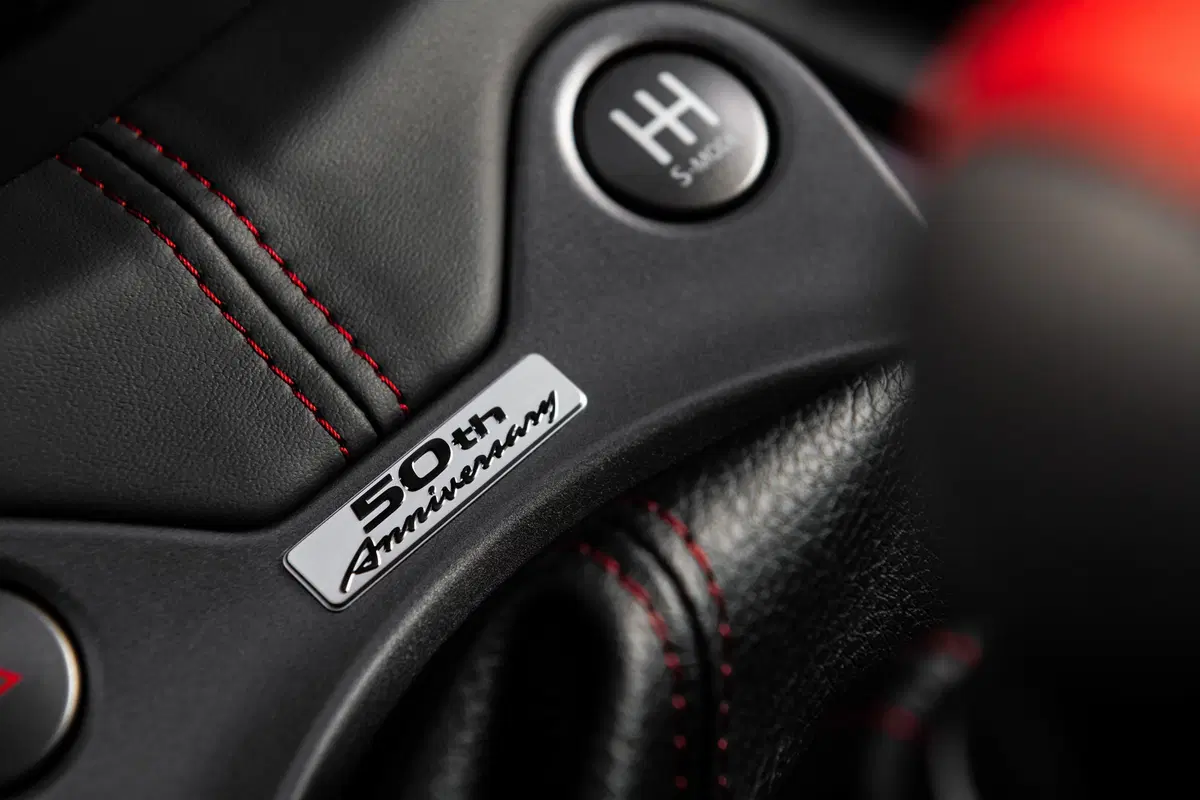 Nissan 370Z, a New York una speciale per i 50 anni delle Z-Car (8)