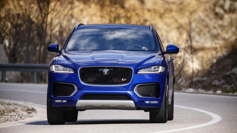 Jaguar F-Pace: i prezzi di listino