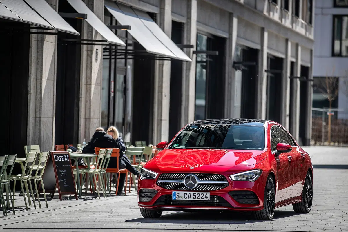 Mercedes CLA Coupé 2019. Torna la CLS compatta, diesel e benzina (2)