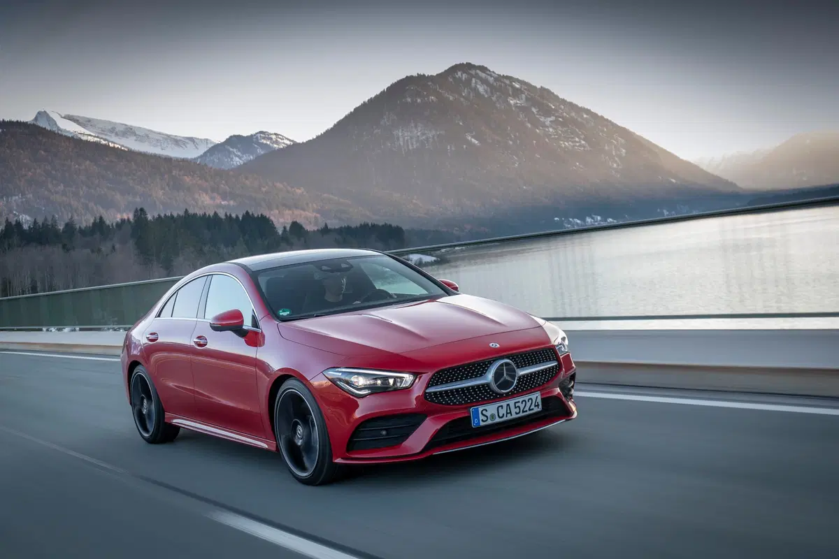 Mercedes CLA Coupé 2019. Torna la CLS compatta, diesel e benzina (3)