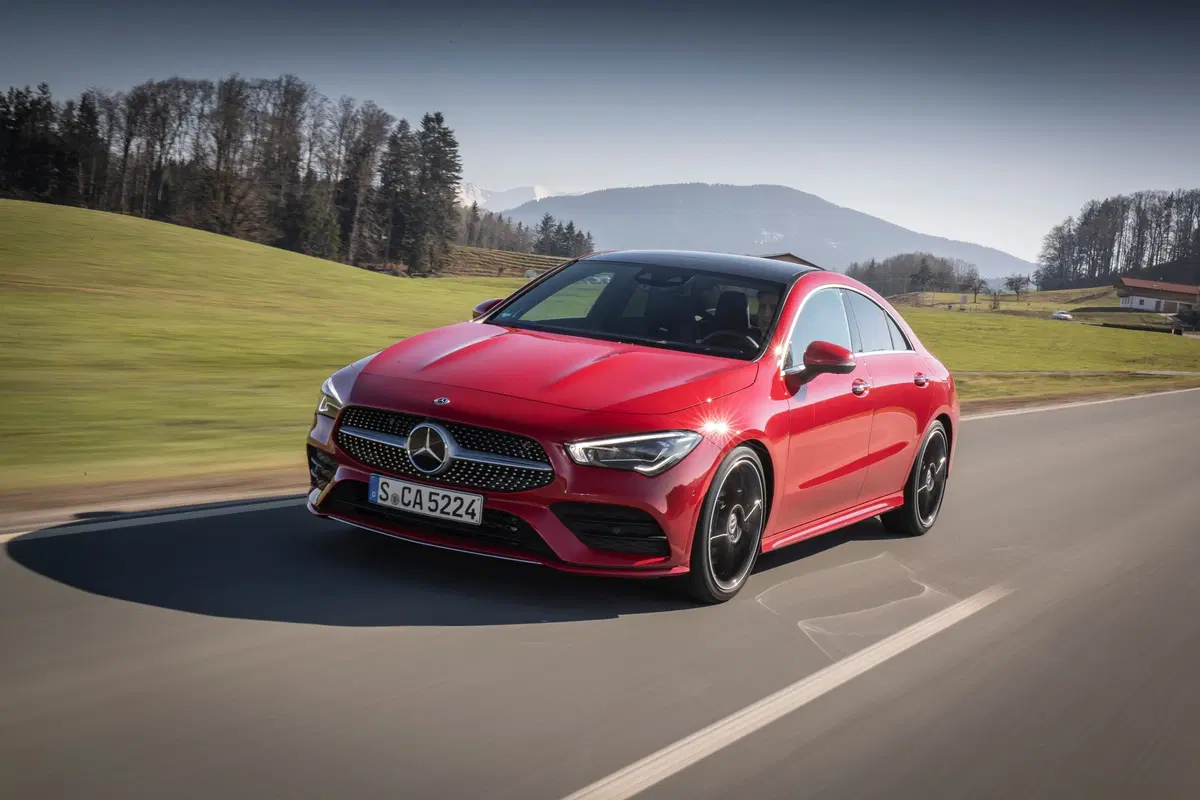 Mercedes CLA Coupé 2019. Torna la CLS compatta, diesel e benzina (5)