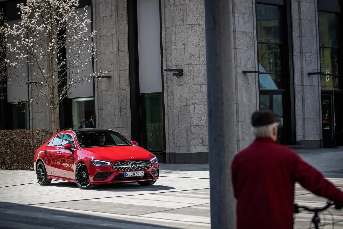 Mercedes CLA Coupé 2019. Torna la CLS compatta, diesel e benzina (8)