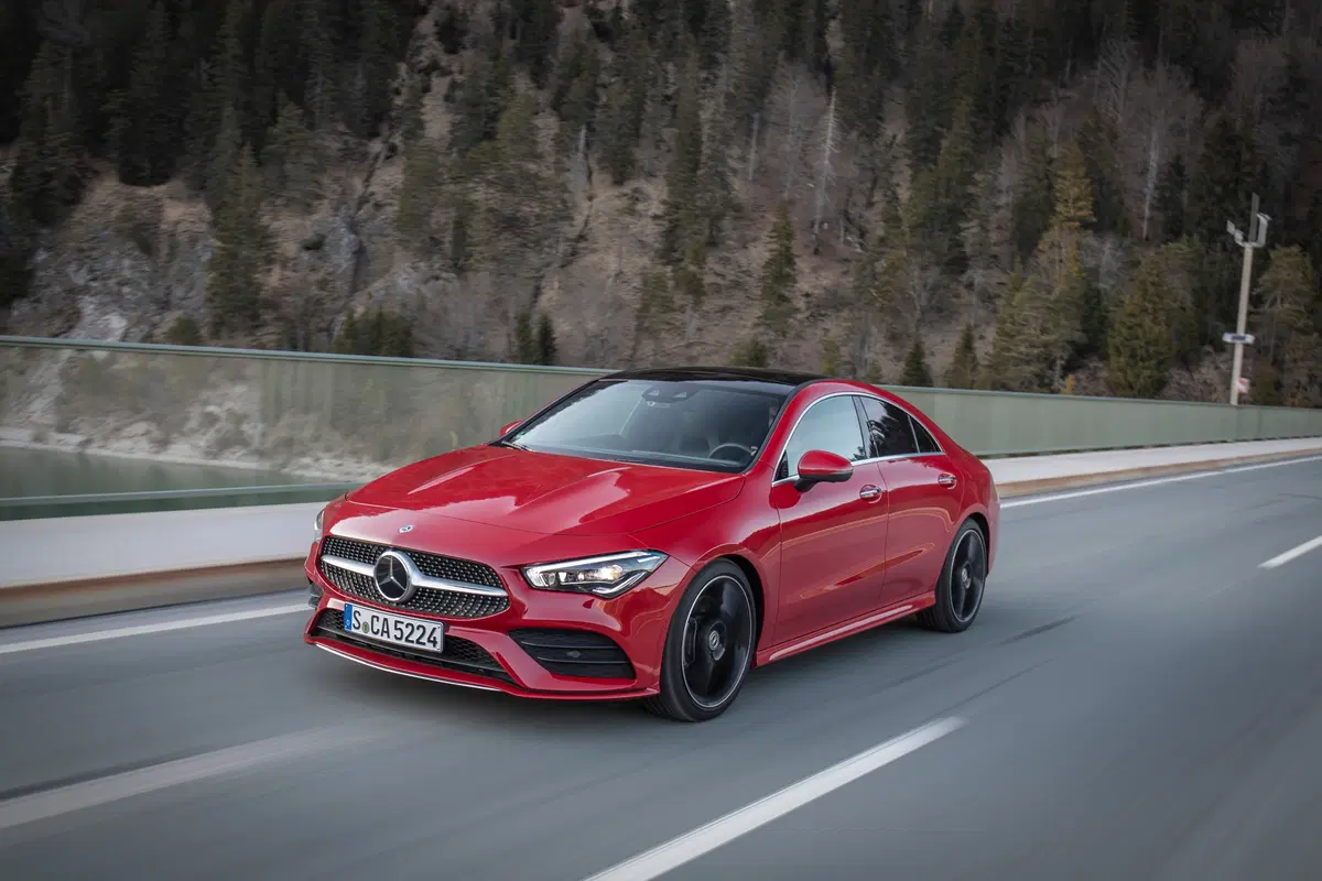 Mercedes CLA Coupé 2019. Torna la CLS compatta, diesel e benzina (12)