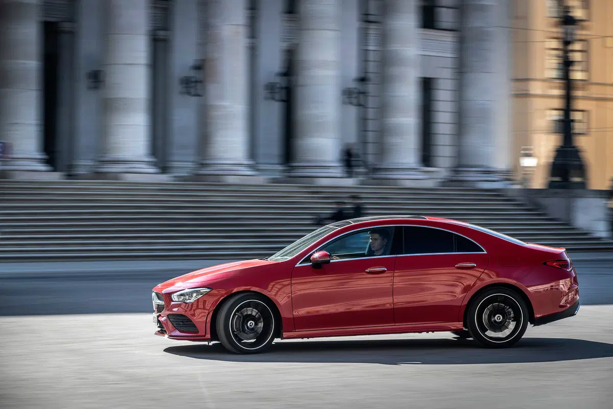 Mercedes CLA Coupé 2019. Torna la CLS compatta, diesel e benzina (19)