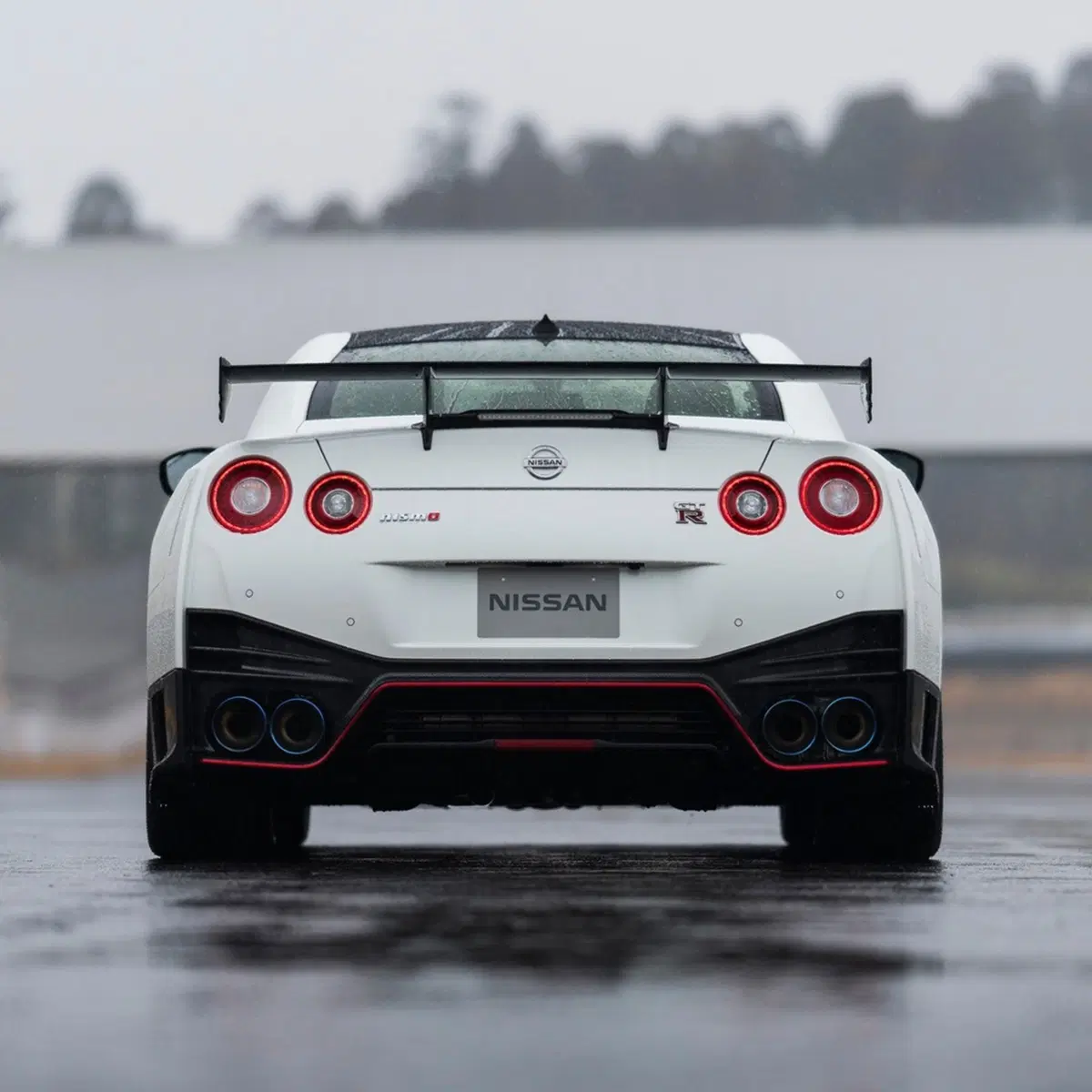 Nissan GT-R Nismo 2020, tolti i veli a New York (8)