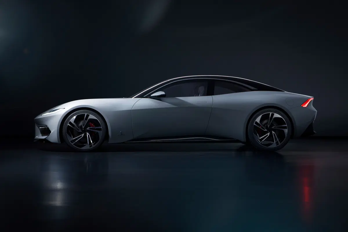 Karma GT designed by Pininfarina al Salone di Shanghai (2)