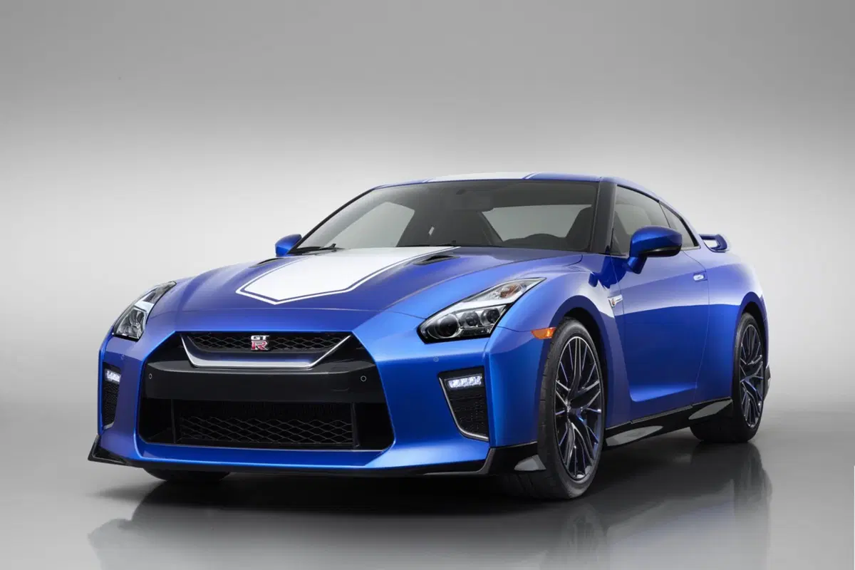 Nissan GT-R 50th Anniversary Edition, splendida 50enne (7)