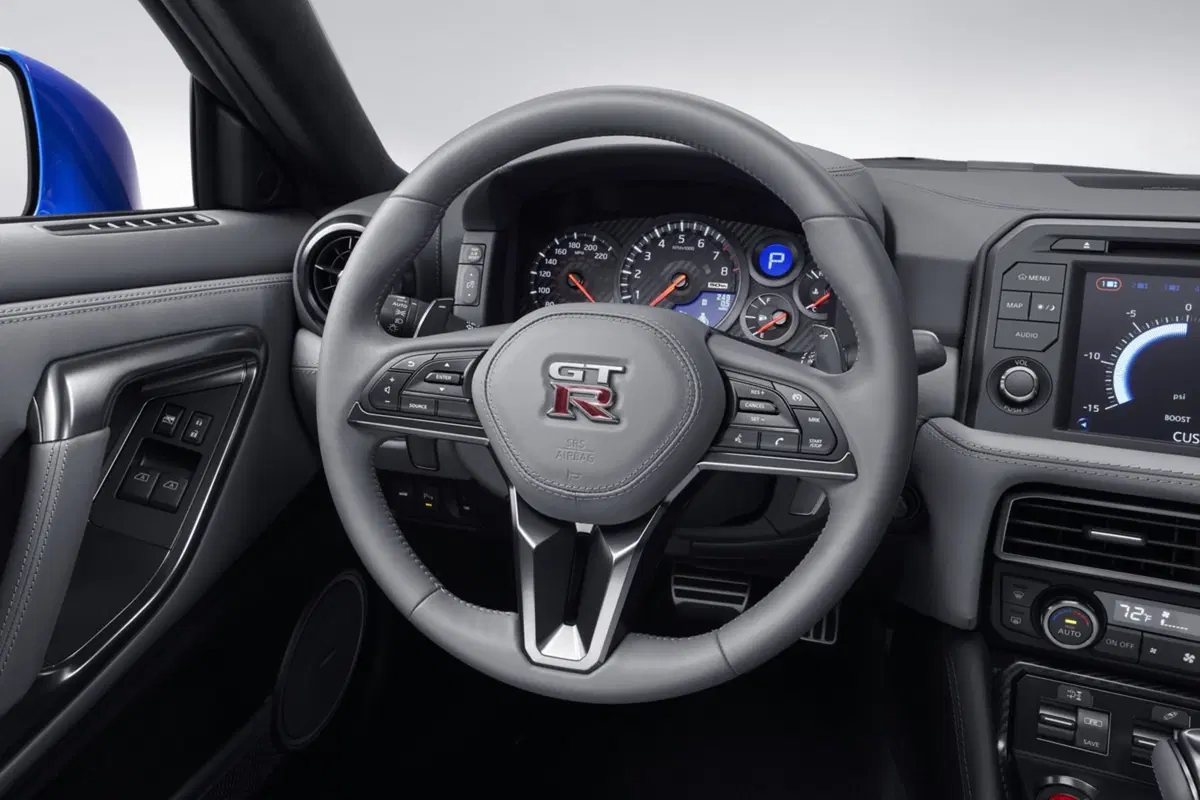 Nissan GT-R 50th Anniversary Edition, splendida 50enne (18)