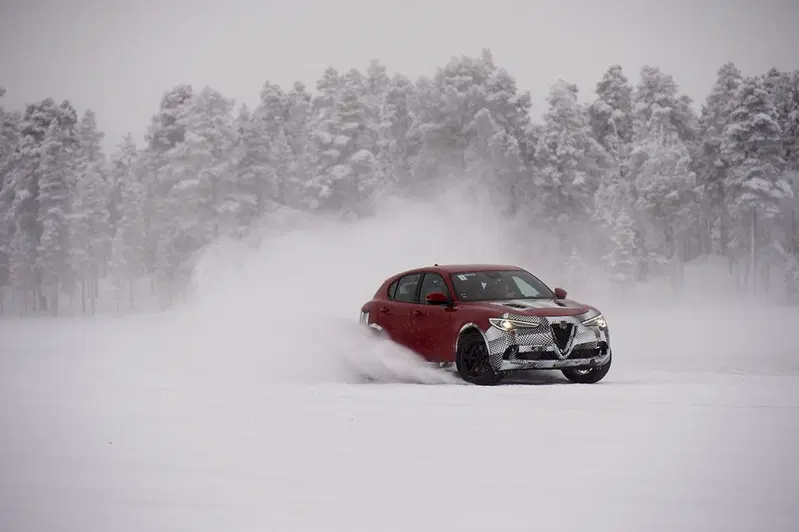 Immagini dal centro sviluppo FCA di Arjeplog, in Svezia
