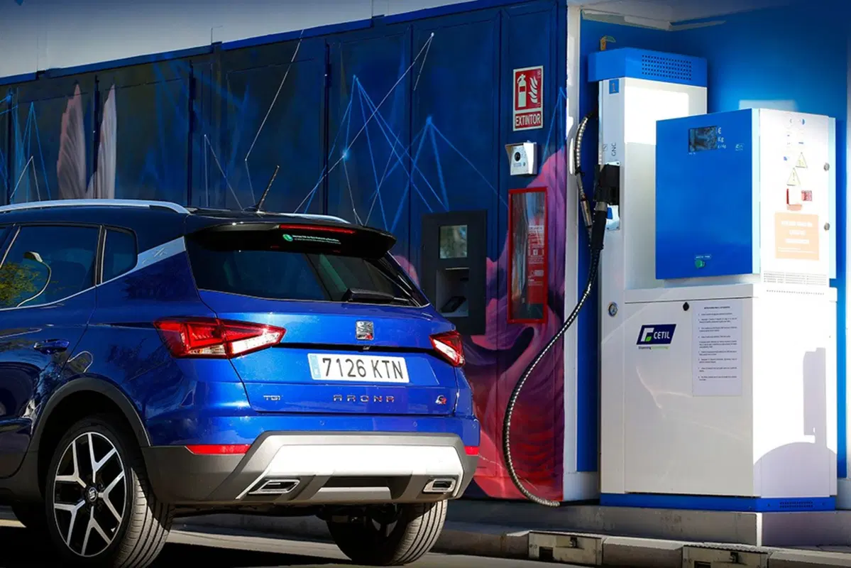 Seat TGI: metano per Arona, Ibiza e Leon (9)