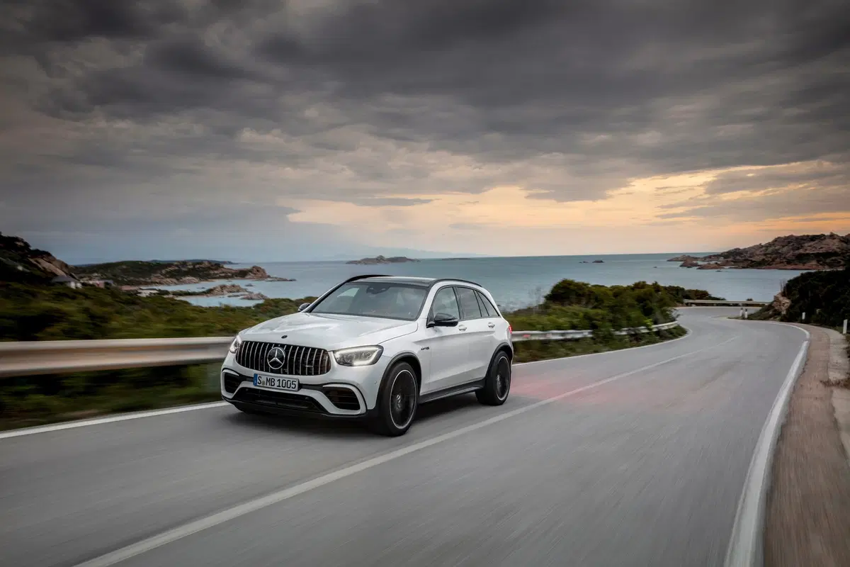 Mercedes-AMG GLC 63 restyling, esordio a New York (2)