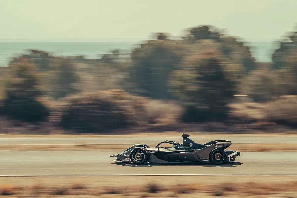 Formula E: Porsche, test in Spagna per il 2019/2020 (3)