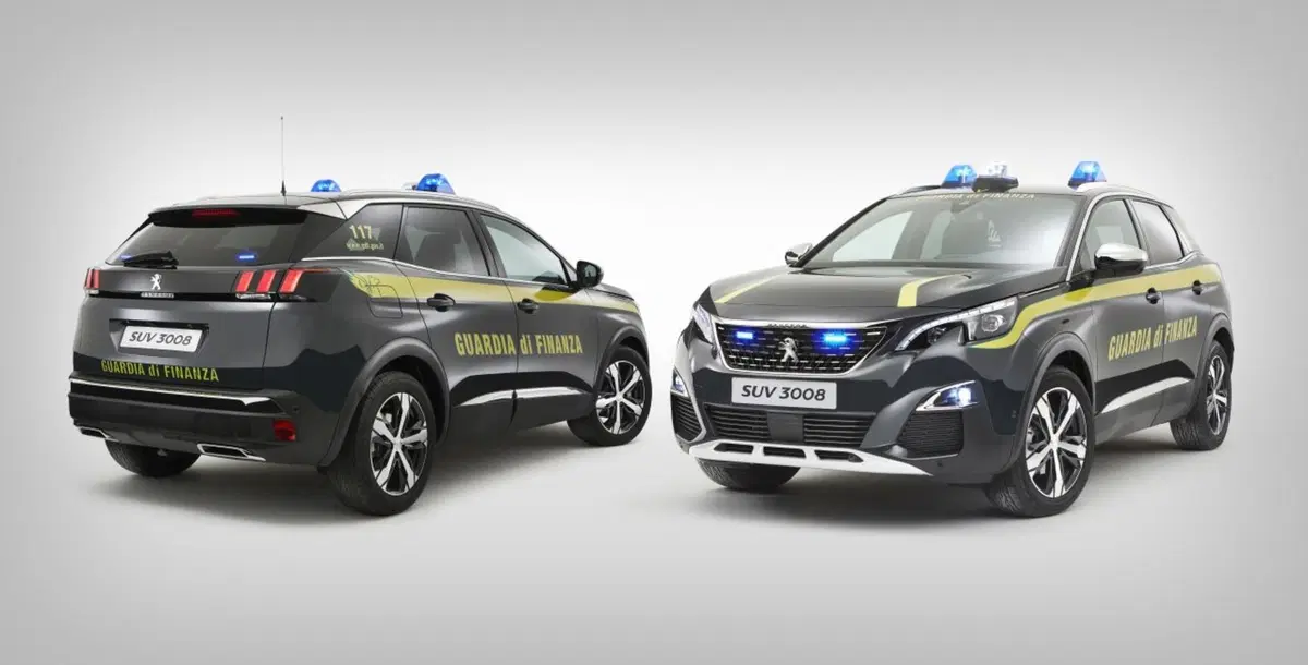 La Guardia di Finanza riceve due Peugeot 3008 (7)