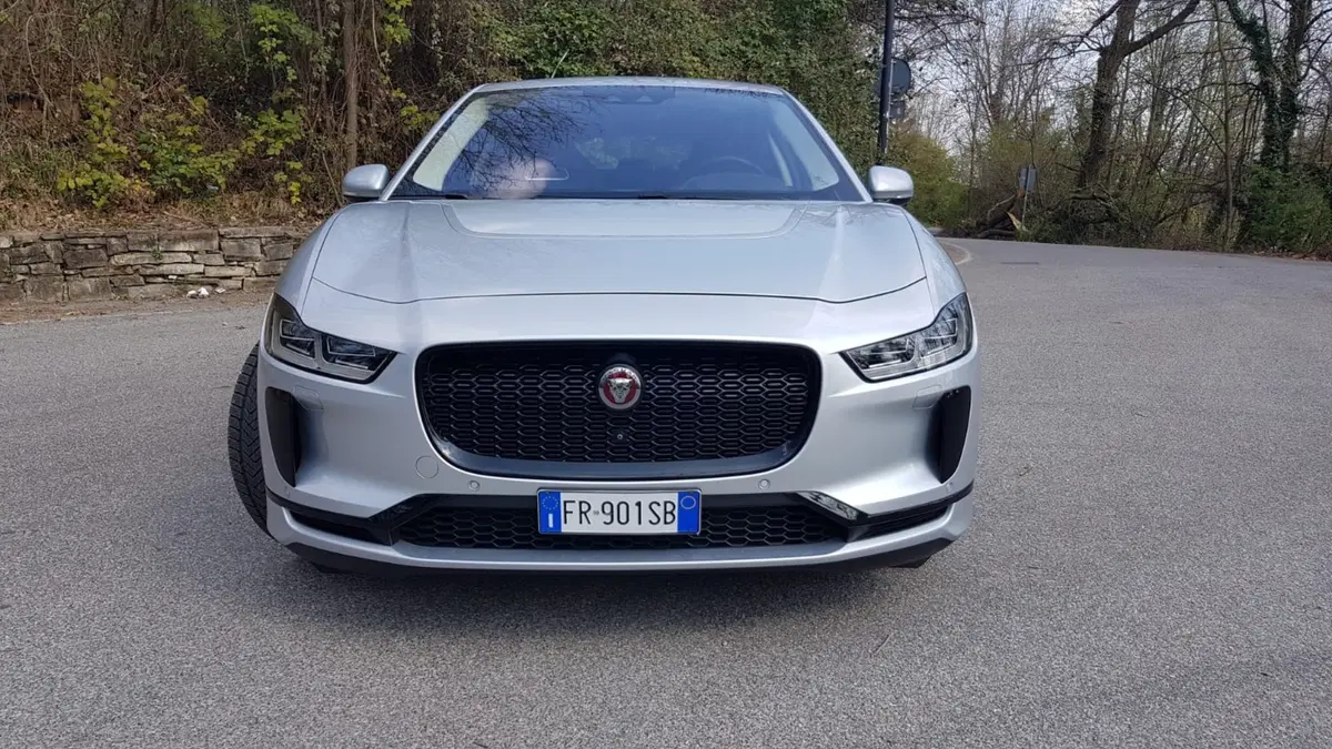 Jaguar I-Pace | 400 cavalli elettrici e un design da urlo (3)
