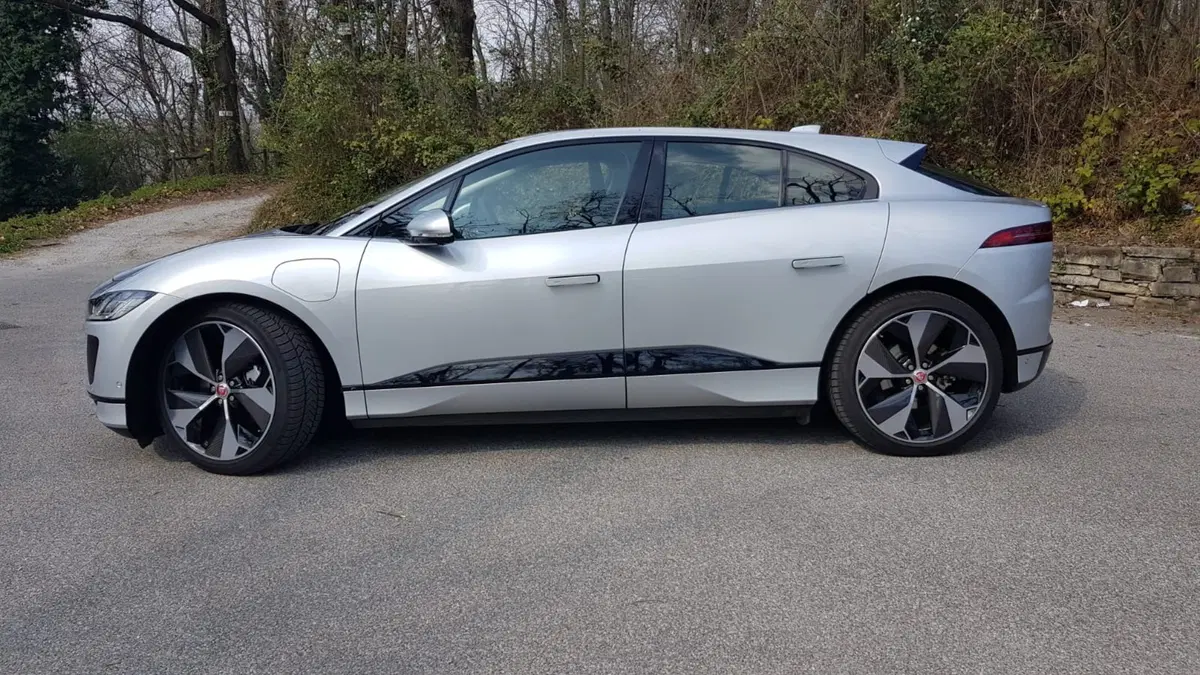 Jaguar I-Pace | 400 cavalli elettrici e un design da urlo (5)