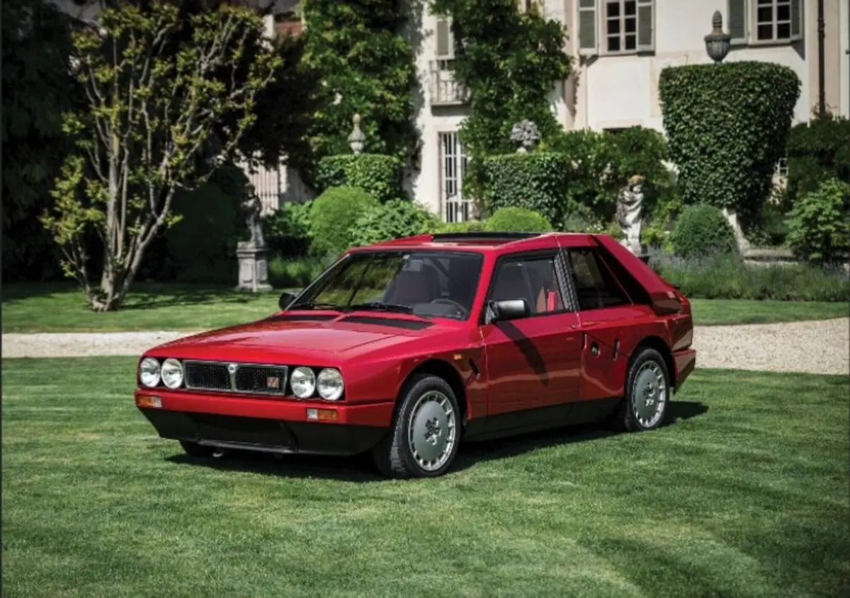 Lancia Delta S4 Stradale, venduto esemplare per un milione di euro all'asta