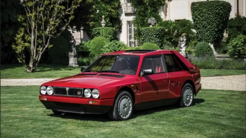 Lancia Delta S4 Stradale, venduto esemplare per un milione di euro all'asta