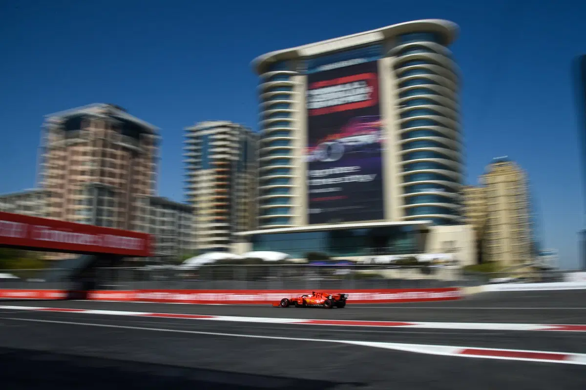 F1, GP Baku 2019: Ricciardo, tamponamento alla Di Maio (36)