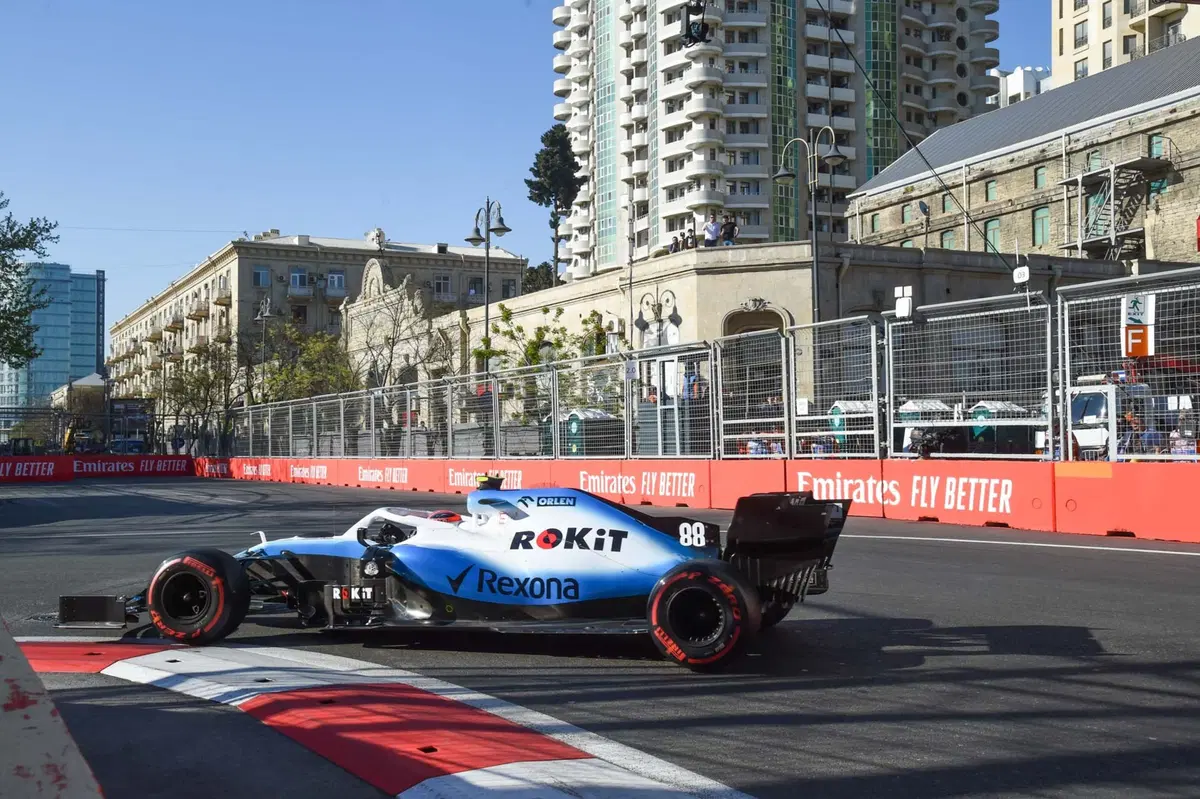 F1, GP Baku 2019: Ricciardo, tamponamento alla Di Maio (40)