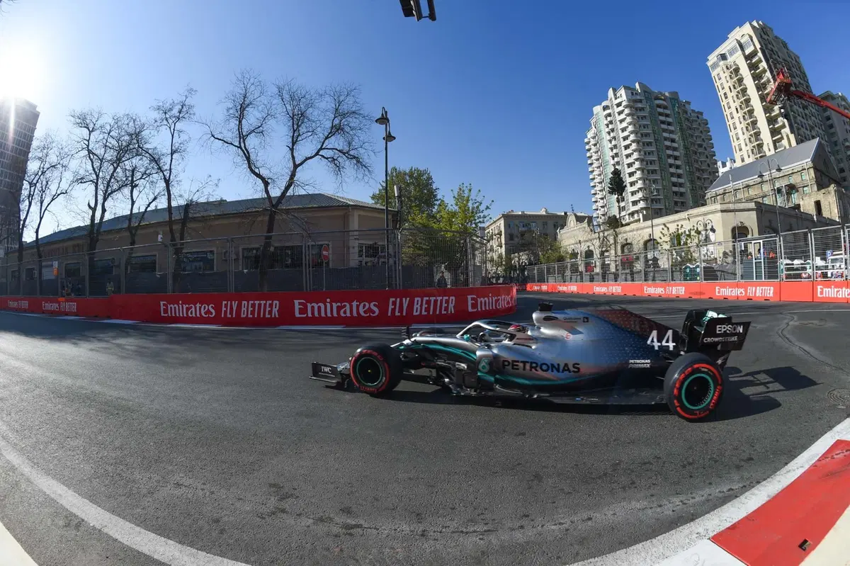 F1, GP Baku 2019: Ricciardo, tamponamento alla Di Maio (43)