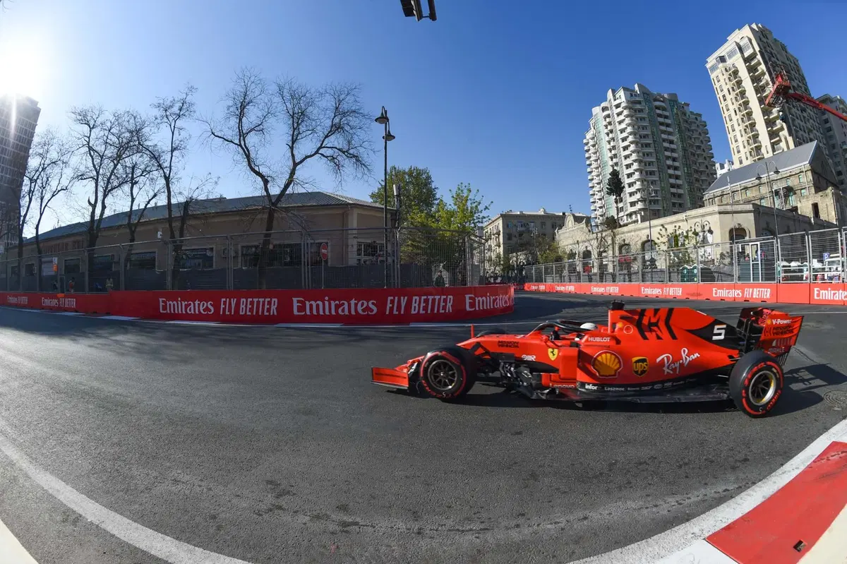 F1, GP Baku 2019: Ricciardo, tamponamento alla Di Maio (45)