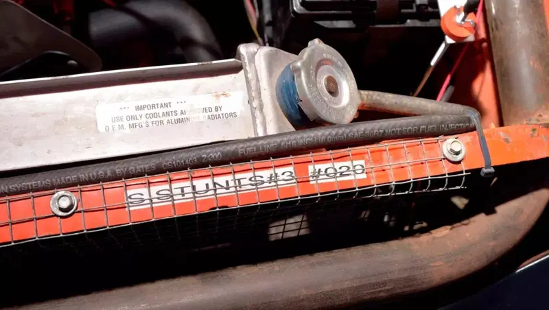 La targhetta che dell'esemplare n&deg;20 usata nella serie TV Hazzard