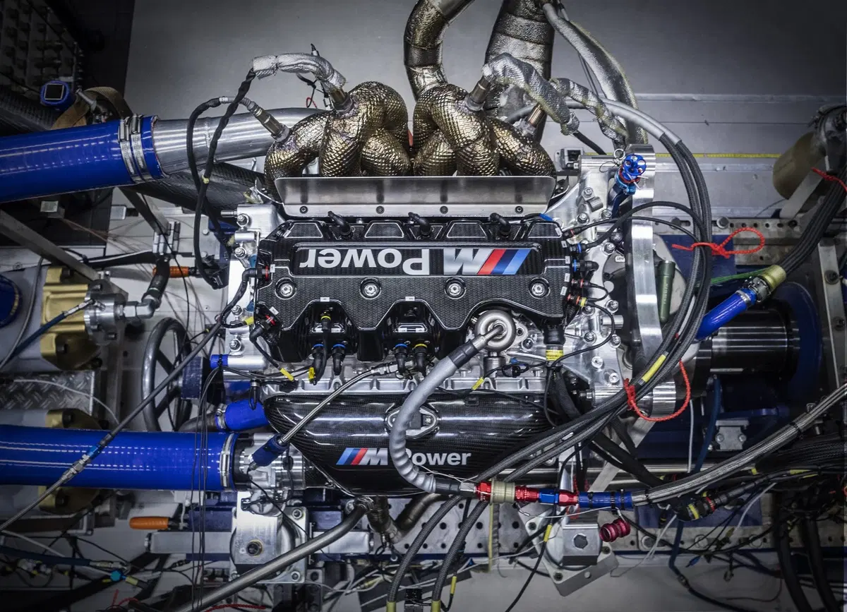 BMW, 50 anni di Turbo: dalla 2002 TI alla M4 DTM (8)