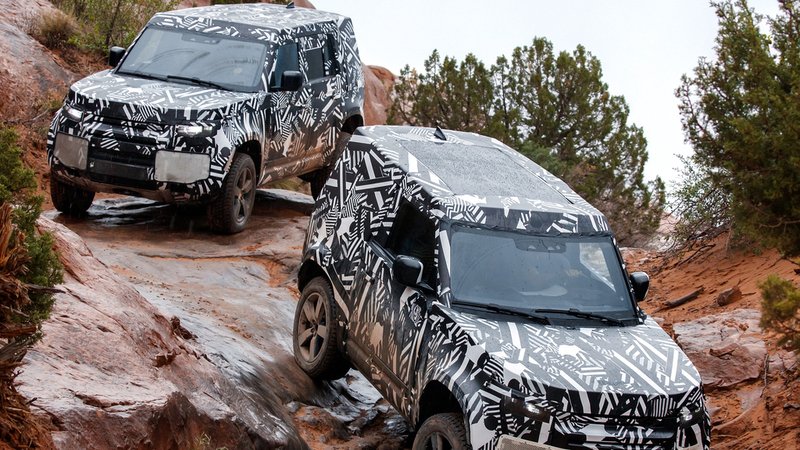 Land Rover Defender 2020, nuove immagini del prototipo