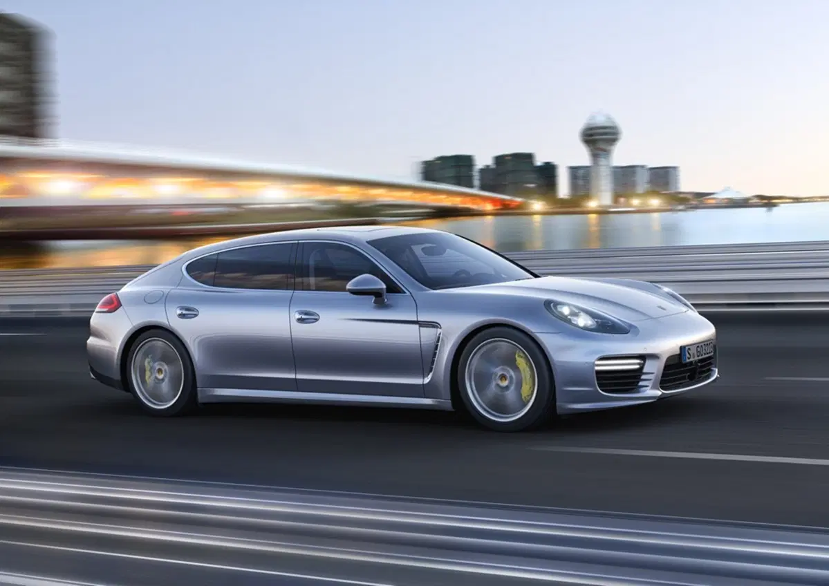 Porsche Panamera, 10 anni della berlina di Zuffenhausen (20)