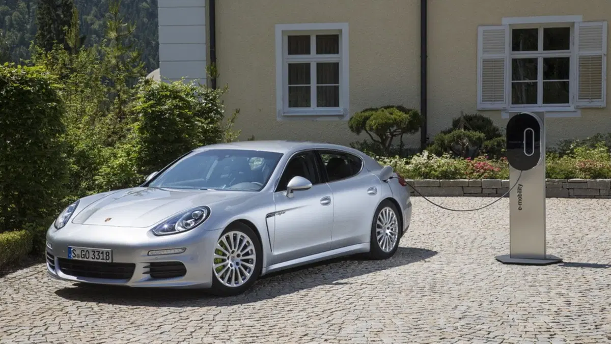 Porsche Panamera, 10 anni della berlina di Zuffenhausen (30)