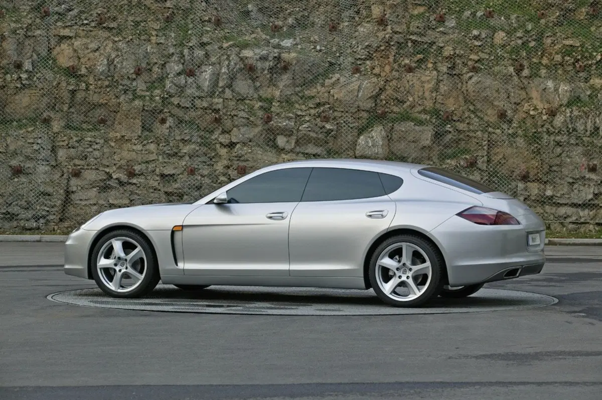 Porsche Panamera, 10 anni della berlina di Zuffenhausen (6)