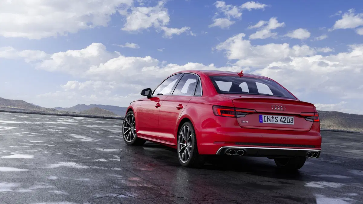 Audi S4: sarà anche diesel TDI mild hybrid 347 CV (4)