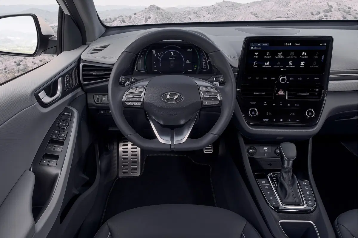 Hyundai Ioniq 2019: aggiornamenti estetici e tecnologici (7)