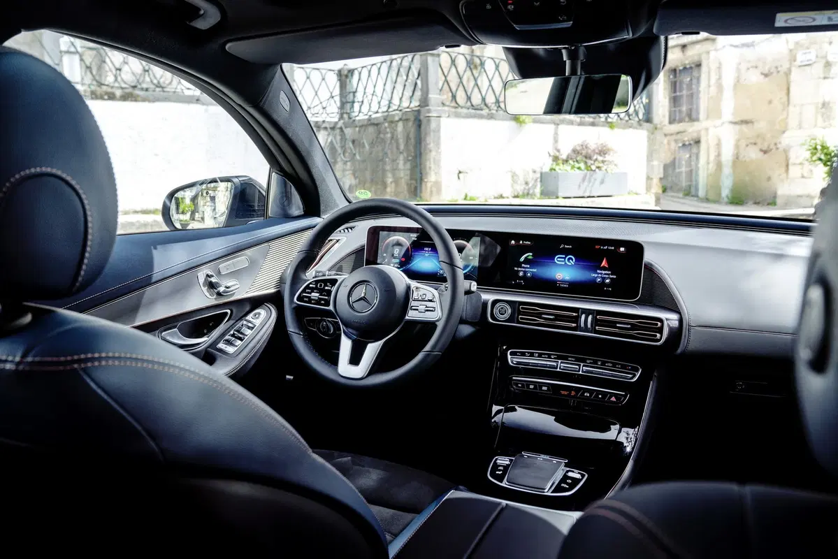 Mercedes EQC: via alla produzione e agli ordini del SUV elettrico (3)