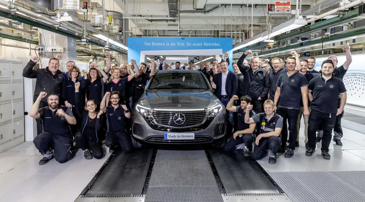 Mercedes EQC: via alla produzione e agli ordini del SUV elettrico (5)