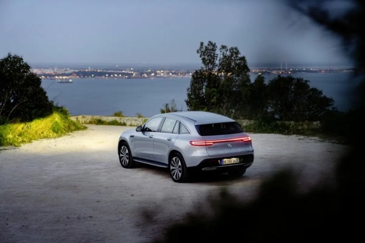 Mercedes EQC, i prezzi: si parte da 76.839 euro (9)