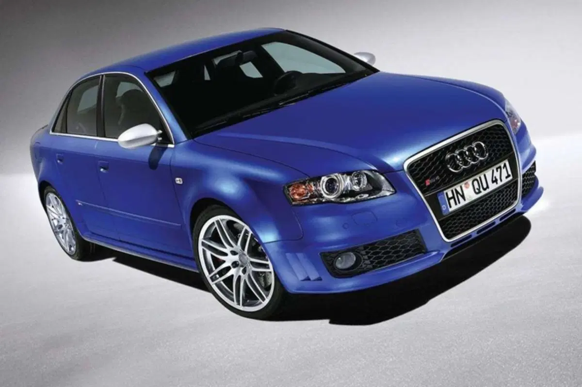 Audi A4: come è cambiata in 25 anni di storia! (3)