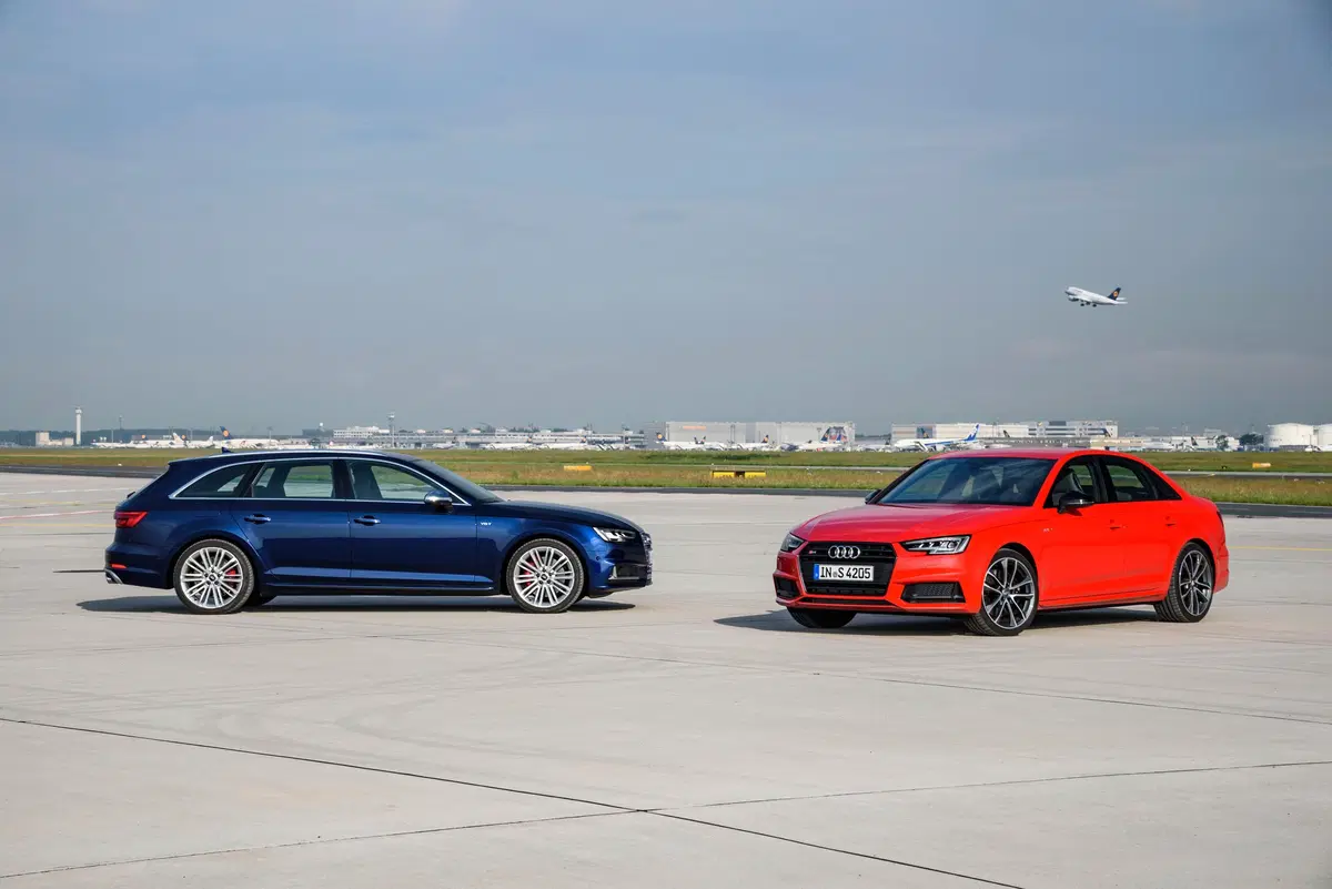 Audi A4: come è cambiata in 25 anni di storia! (4)