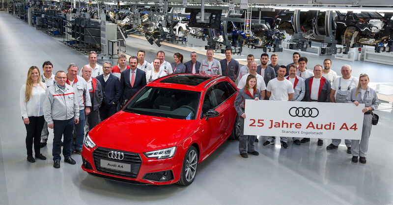 Audi A4 compie 25 anni: ecco come &egrave; cambiata!