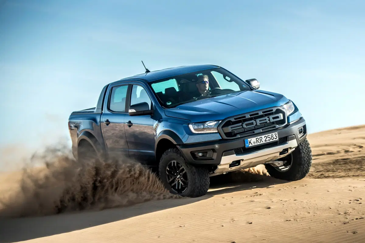 Ford Ranger Raptor 2019. Look e prestazioni da F150, ma euro friendly (4)