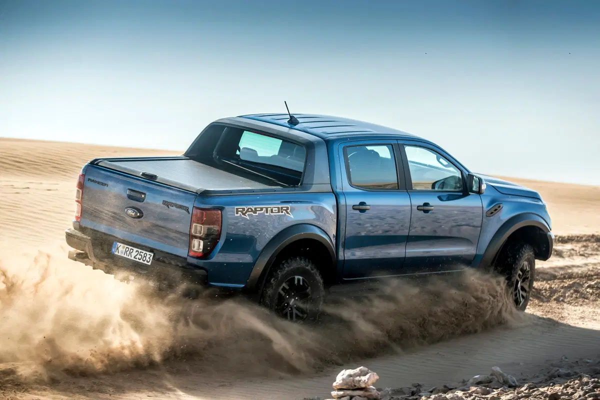 Ford Ranger Raptor 2019. Look e prestazioni da F150, ma euro friendly (5)