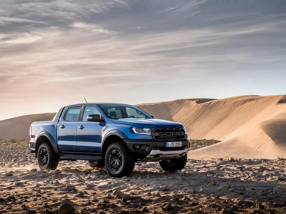 Ford Ranger Raptor 2019. Look e prestazioni da F150, ma euro friendly (9)
