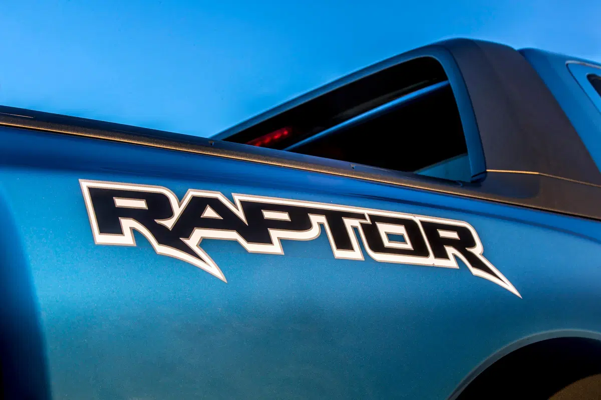 Ford Ranger Raptor 2019. Look e prestazioni da F150, ma euro friendly (14)