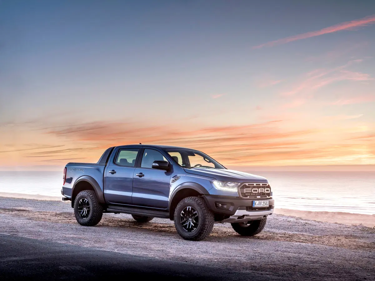 Ford Ranger Raptor 2019. Look e prestazioni da F150, ma euro friendly (17)