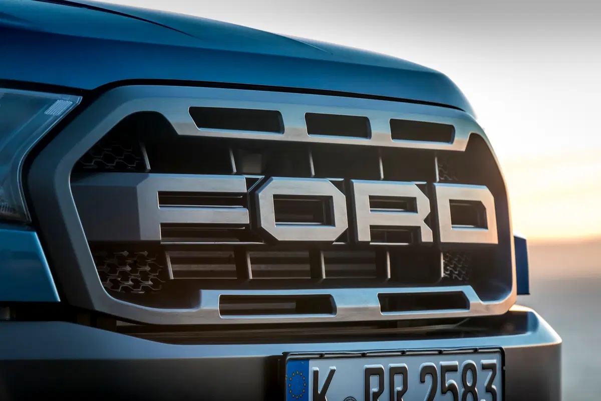 Ford Ranger Raptor 2019. Look e prestazioni da F150, ma euro friendly (21)