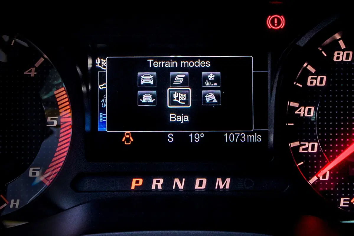 Ford Ranger Raptor 2019. Look e prestazioni da F150, ma euro friendly (29)