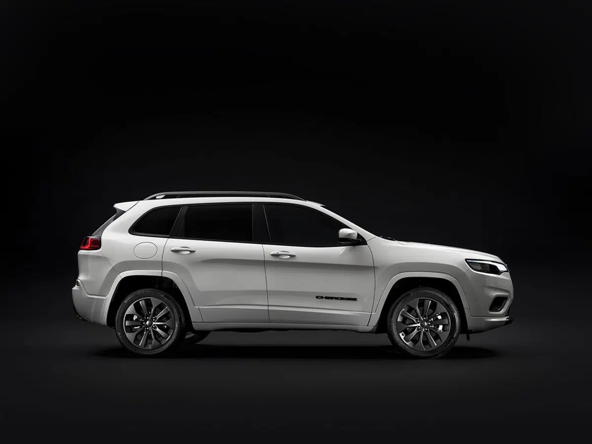 Jeep Renegade, Compass e Cherokee S: i prezzi di listino (2)