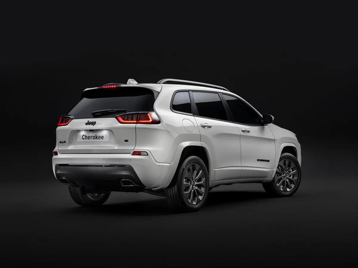 Jeep Renegade, Compass e Cherokee S: i prezzi di listino (8)